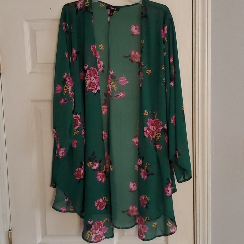 Torrid sheer floral kimono 3/4